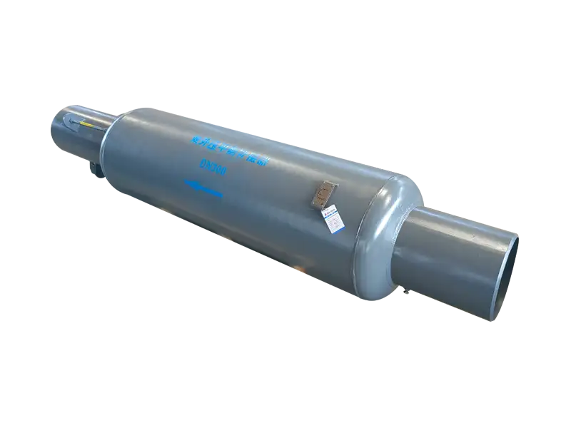 Full-external-pressure bypass type expansion joint with internal-external pressure balancing